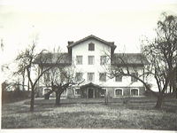 Länninge gård med manbyggnad uppförd 1850 - 1860