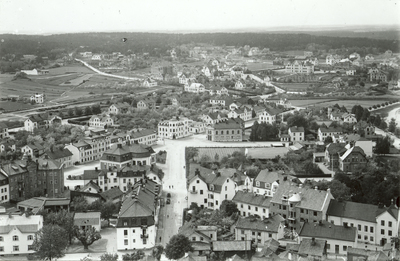 Utsikten västerut från domkyrkans torn i Strängnäs