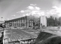 AB Nyköpings Automobilfabrik (ANA) bygger stort förråd vid småbåtshamnen 1953