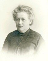 Fru Thora Lundqvist död 1912.