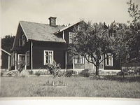 Skälkulla med manbyggnad uppförd 1939, arrende under Svärta gård, foto 1947