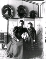 Cecilia af Klercker och Helene Åkerhielm, 1890-tal