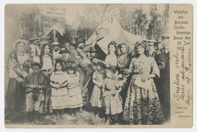 Vykort, Vadsbro Blacksta Skytteförenings basar, ortsbor utklädda till romer 1903