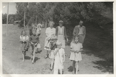 Sommar på Krokebjörk på 1940-talet