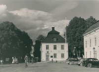 Westerlingska huset i Nyköping, med apoteket Fenix/Phoenix, år 1947