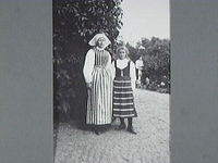 Fru Anna Eckerman med dottern Ingrid