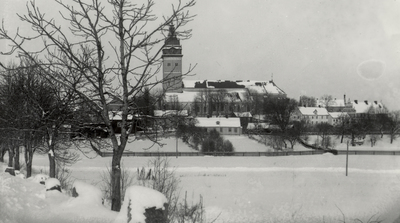 Utsikt mot Skolmästaren och Kyrkberget i Strängnäs
