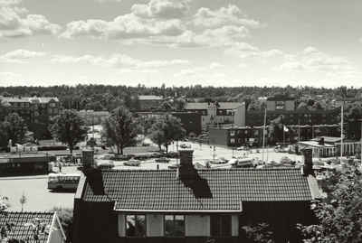 Utsikt från Kvarnkullen mot Västervikstorget i Strängnäs