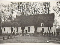 Stora Malms kyrka med kyrkogård