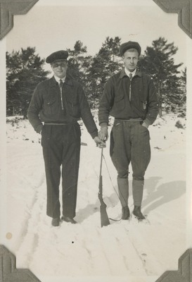 Valle och Lennart, vid Skyle, Segersta