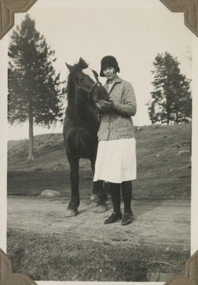 Hästen Svarten och Inez 1931