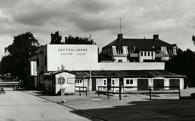 Vatten & Värmes byggnad, Källgatan i Strängnäs.