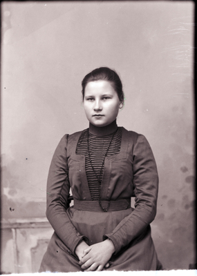 Porträtt, Maria Köhler, Vingåker, 1901