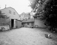Innergård på Öster i Nyköping, september 1964
