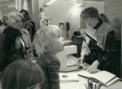 Invigning biblioteket i Strängnäs,