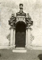 Portal i Vadsbro kyrka