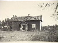 Asplund med manbyggnad uppförd 1875, arrende under Svärta Gård