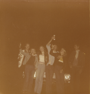 Ros-Mari med vänner ca 1972