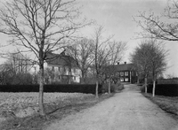 Vid Stora Malms kyrka år 1905