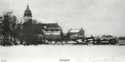Vinterbild av Strängnäs från trakten av Djäkneholmen.