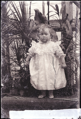 Porträtt, Lilla Anna Palmstjärna, Skenäs, 1903