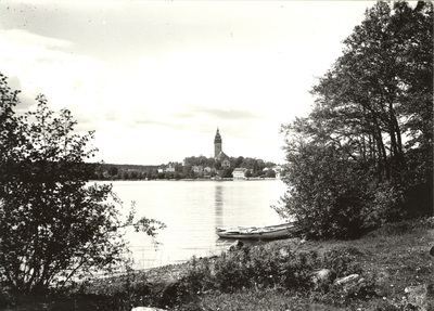 Utsikt mot Strängnäs från platsen för Sundby brygga