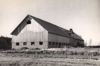 Korsbäcken, ekonomibyggnad uppförd 1945-46.