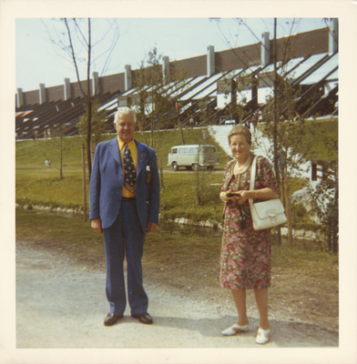 Sven Thofelt med sin maka Birgit f. Friis under OS i München 1972.