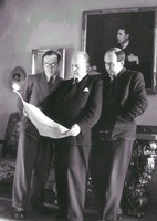 Sten Boethius, Martin Nilsson och Ivar Schnell i Bernhard Östermans hem på Strandvägen i Stockholm