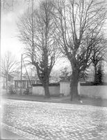 Norra porten på Alla Helgona kyrka i Nyköping år 1921