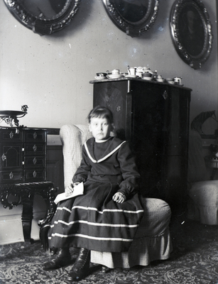 Helene Åkerhielm på Ökna, 1890-tal