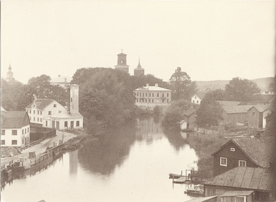 Stadsvy från Nyköping, Nyköpingsån, omkring 1890