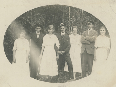 Gruppfoto från Skogstorp, 1918
