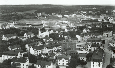 Utsikt mot väster från domkyrkans torn i Strängnäs