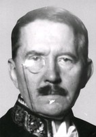 Bernhard Österman med monocle