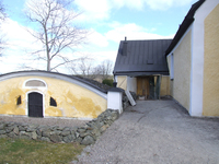 Torsåkers kyrka, sakristian efter åtgärder, med ny utrymningsvägen.