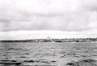 Vy över Visby från sjösidan, 1895