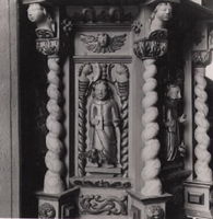 Detalj, Helgesta kyrka