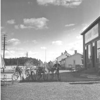 Bergshammars handel med cykelparkering, 1900-talets mitt