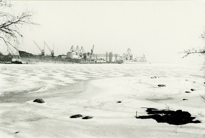 Oxelösunds hamn, vintern 1986