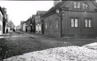 Hörnet Hospitalsgatan - Repslagargatan i Nyköping år 1915, från norr