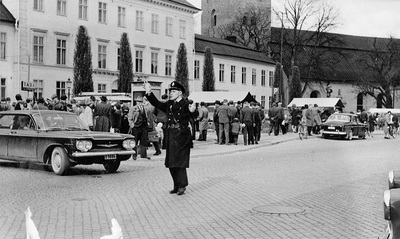 Rättsvårdande personal + polis