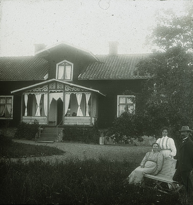 Hus i Gåsinge-Dillnäs socken, Gnesta