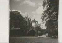 Stadsbron i Nyköping med Sparbanken, Riksbanken och Posten, 1945