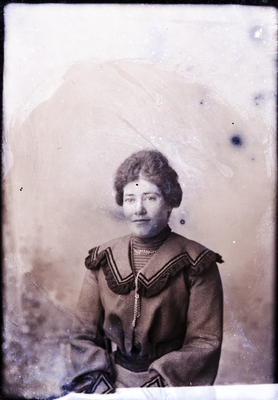 Porträtt, Maria Söderberg, Bondestad, 1904