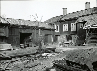 Grassagården i Strängnäs, västra bostadsdelen och portlidret