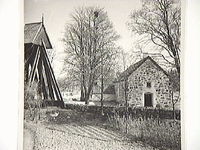 Nykyrka kyrka med klockstapel, foto 1944