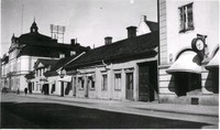 Östra Storgatan 3-9 i Nyköping, med Ohlssons bageri, 1900-talets första fjärdedel