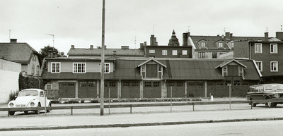 Garagelänga Källgatan 3  i Strängnäs.