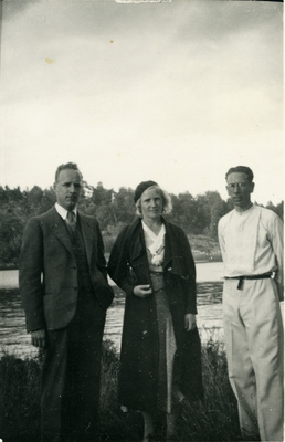 Gruppfoto med makarna Höglund